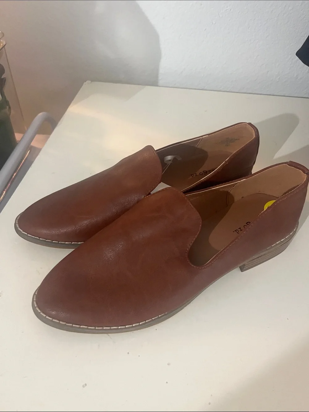 New Indigo Rd. Women’s Cognac Brown Faux Leather Flats Loafers Size 9 NWT